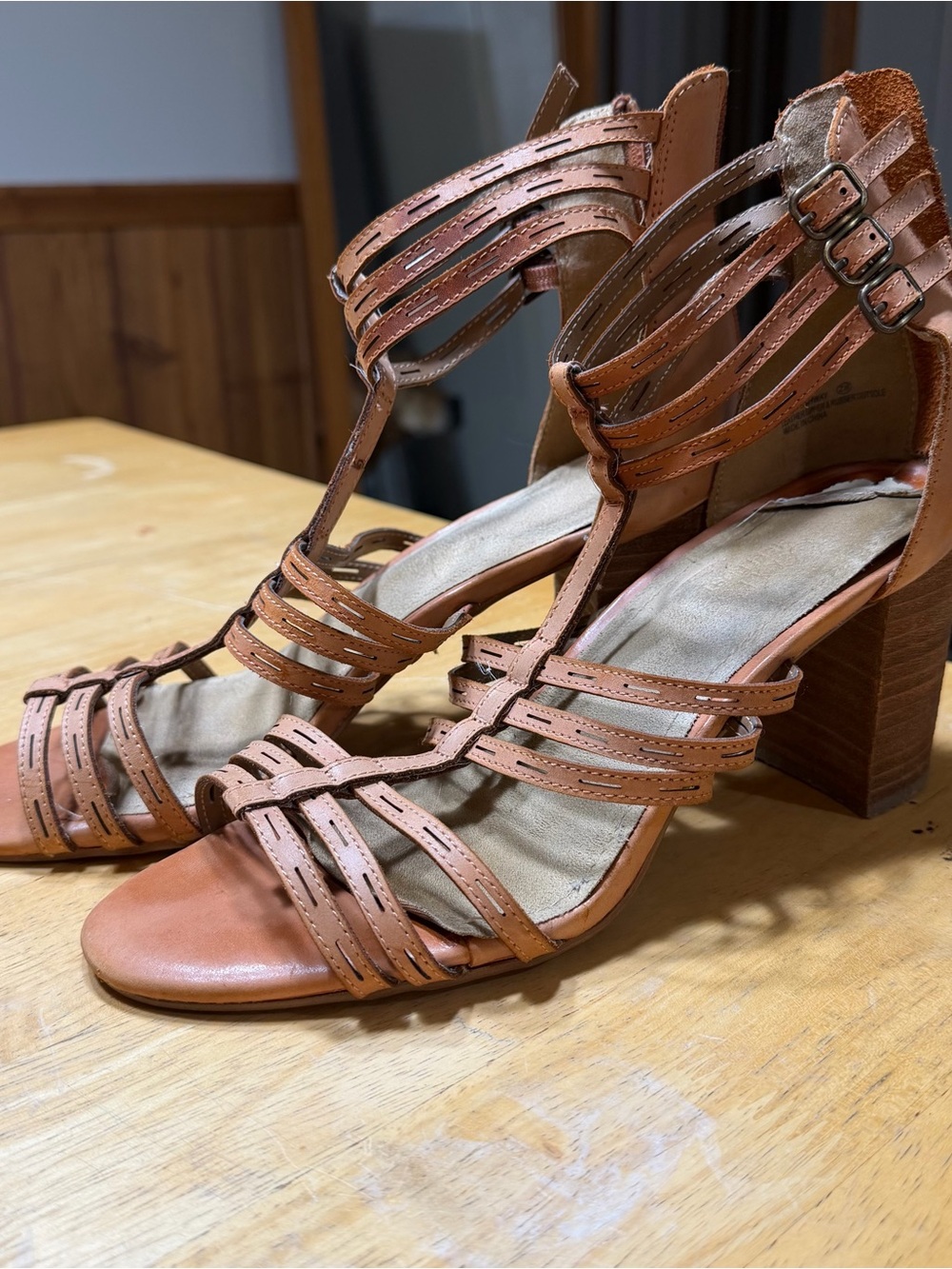 All Leather Upper Women's Strappy Block Heel Sandal - Tan, Size 9